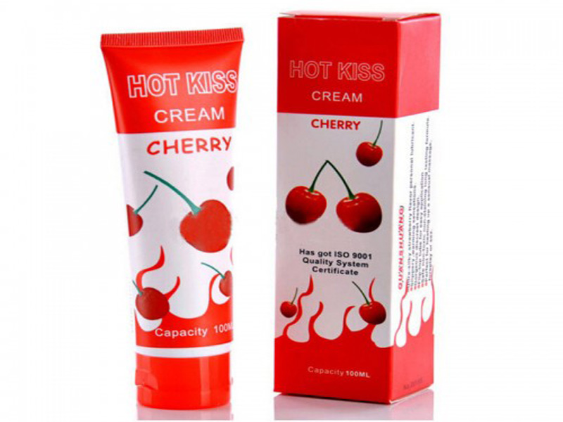 gel-boi-tron-hot-kiss-cream-huong-cherry-100ml-1